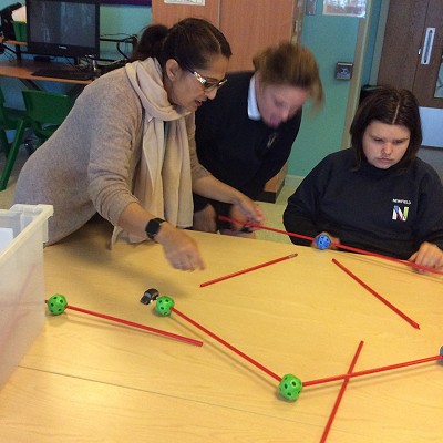 Busy Bees in S2