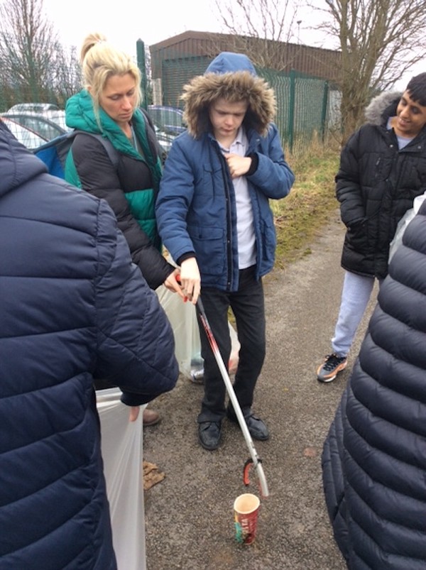 litter pick